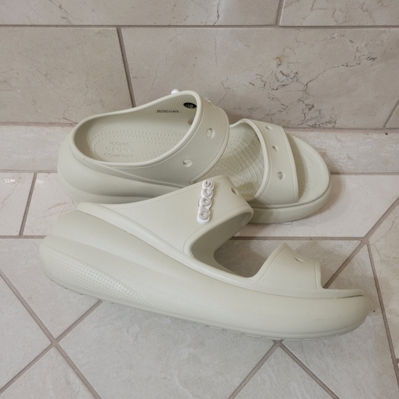 Crocs Classic Crush Bone Beige unisex men's 8 women's 10. - Picture 1 of 11
